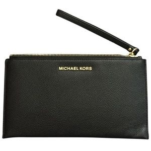 NWT Michael Michael Kors leather Jet Set Wristlet